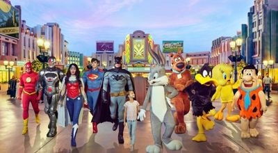 Abu Dhabi City Tour with Warner Bros World - Entertainment and Culture